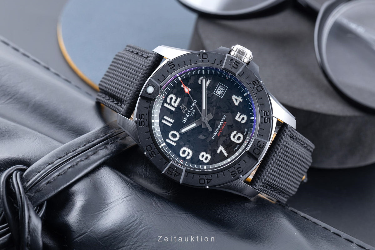 Breitling Avenger ceramic automatic men's watch S17328101B1X1 LP: 6750EUR  [2606620]