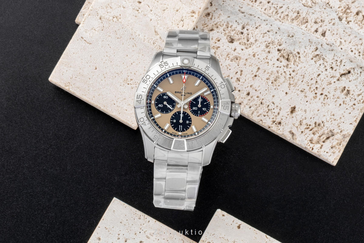 Breitling Avenger chronograph steel automatic men's watch AB0147101A1A1 LP: 7350EUR  [2606640]