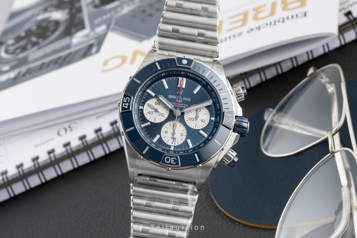 Breitling Chronomat chronograph steel automatic men's watch AB0136161C1A1 LP: 10550EUR  [2606649]