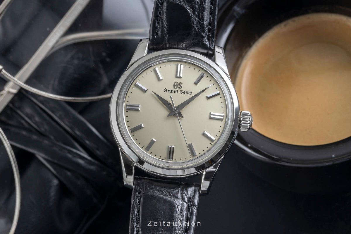 Grand Seiko acier à remontage manuel montre pour hommes SBGW301  [2606700]
