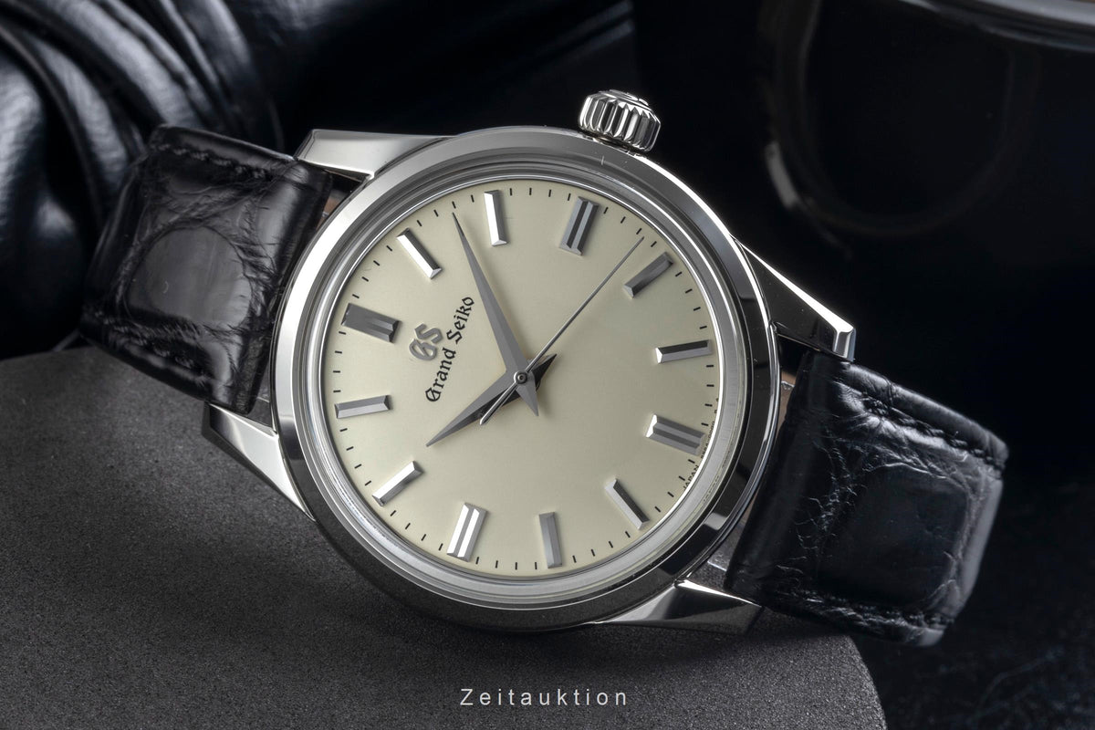 Grand Seiko acier à remontage manuel montre pour hommes SBGW301  [2606700]