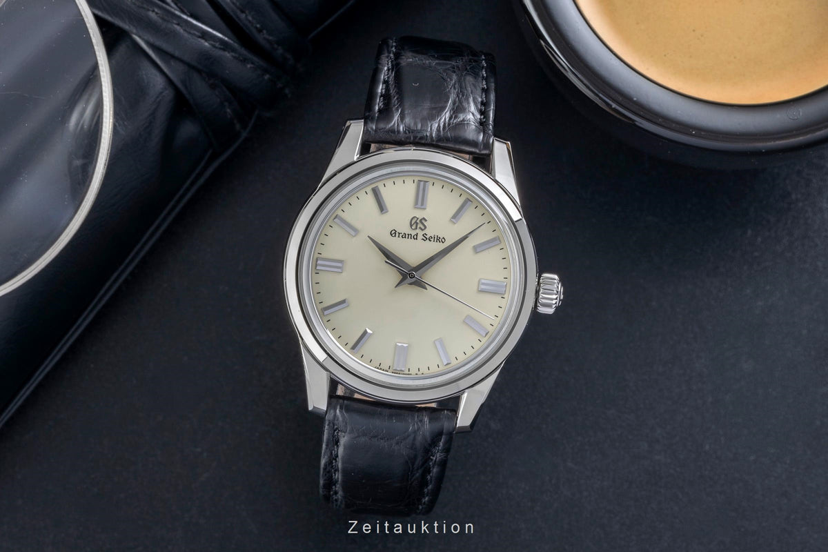 Grand Seiko acier à remontage manuel montre pour hommes SBGW301  [2606700]