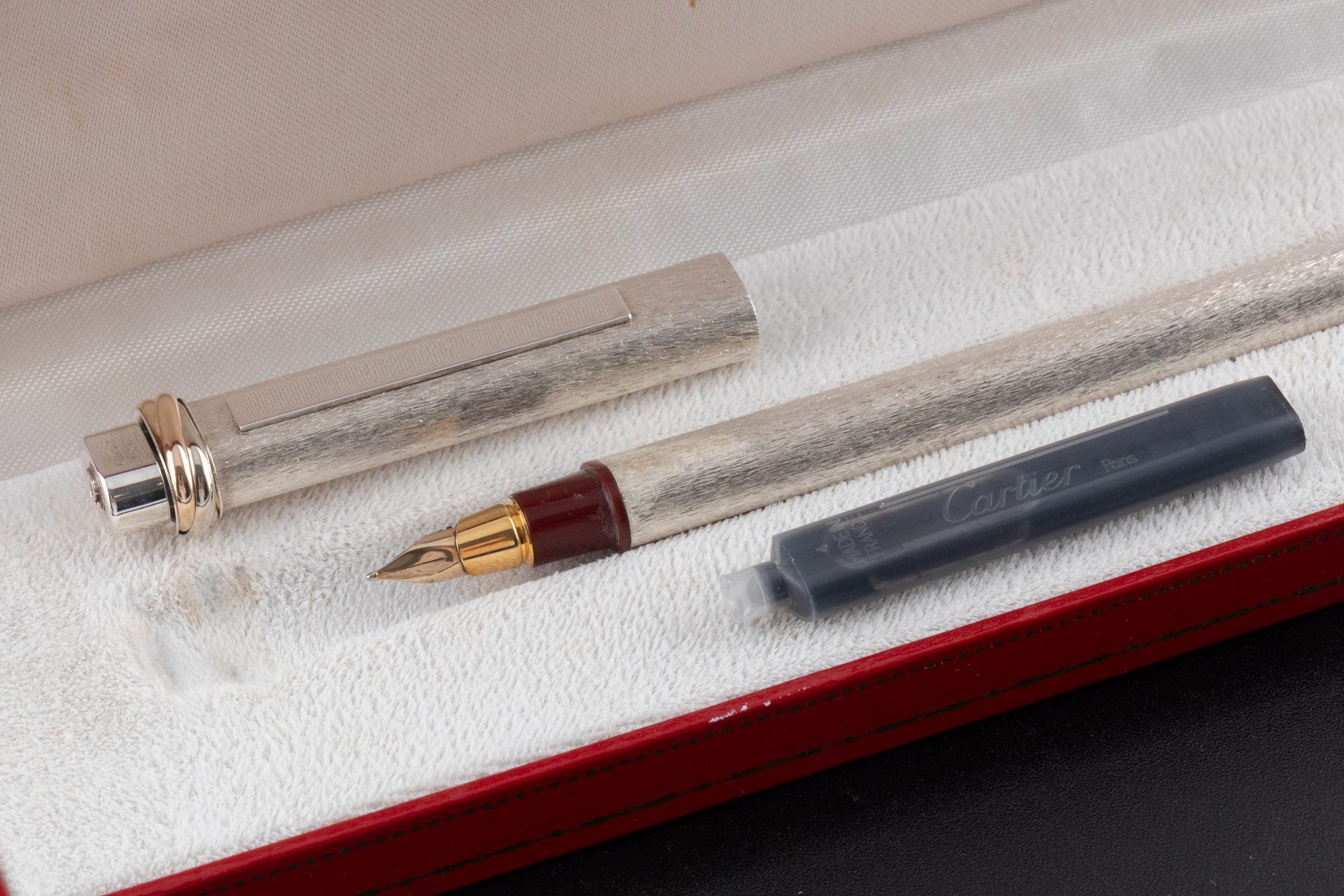 Cartier Le Must Vendôme Trinity fountain pen Silver-Finish Cartier