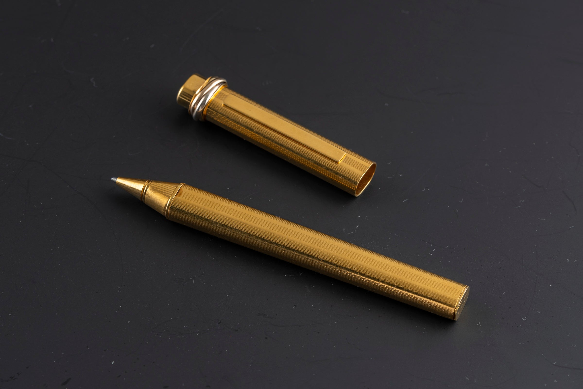 Cartier Stylo Trinity Must de Cartier "Grain D`orge" Kugelschreiber Ref. ST10302[KL25886]