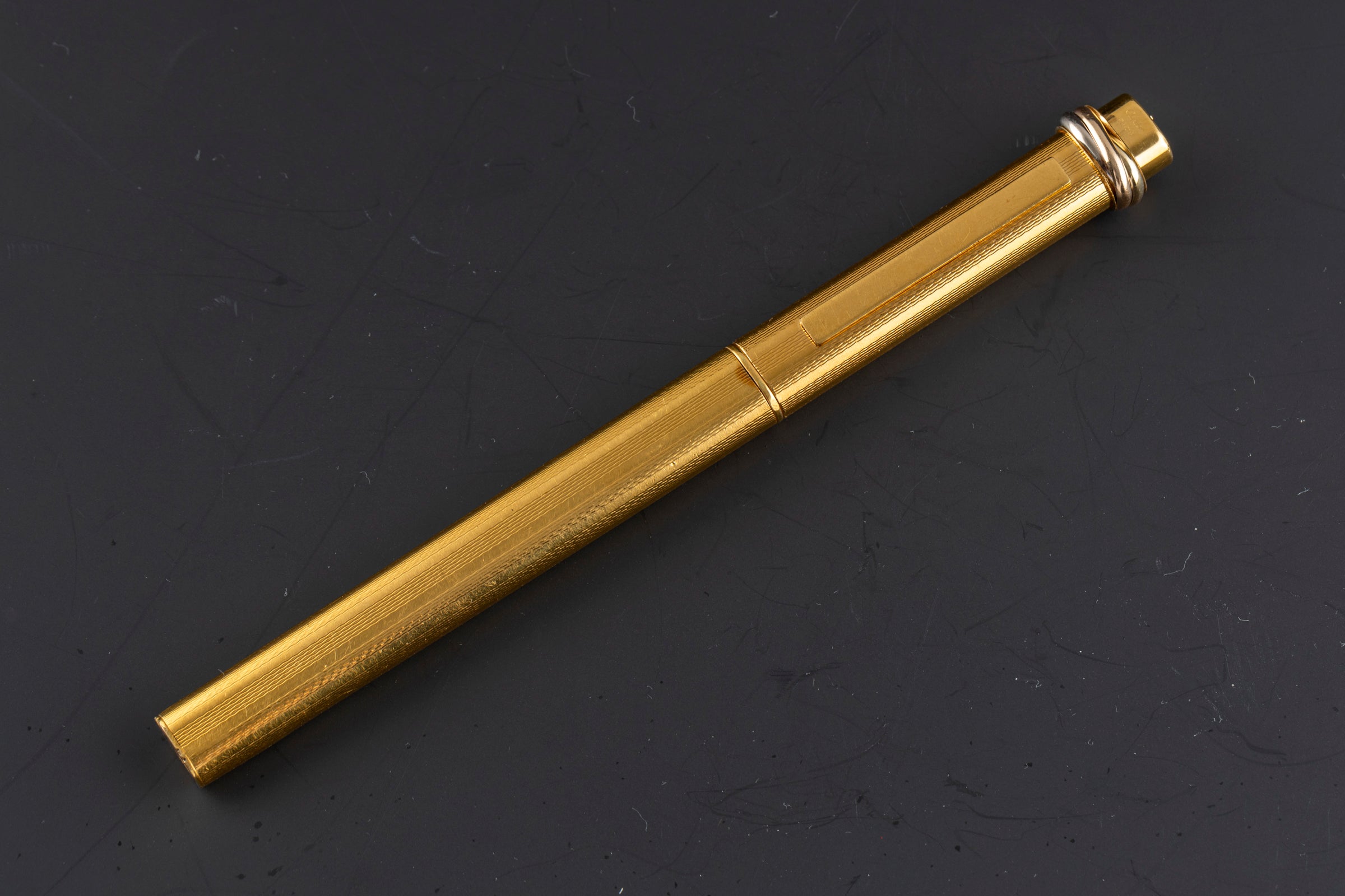 Cartier Stylo Trinity Must de Cartier "Grain D`orge" Kugelschreiber Ref. ST10302[KL25886]