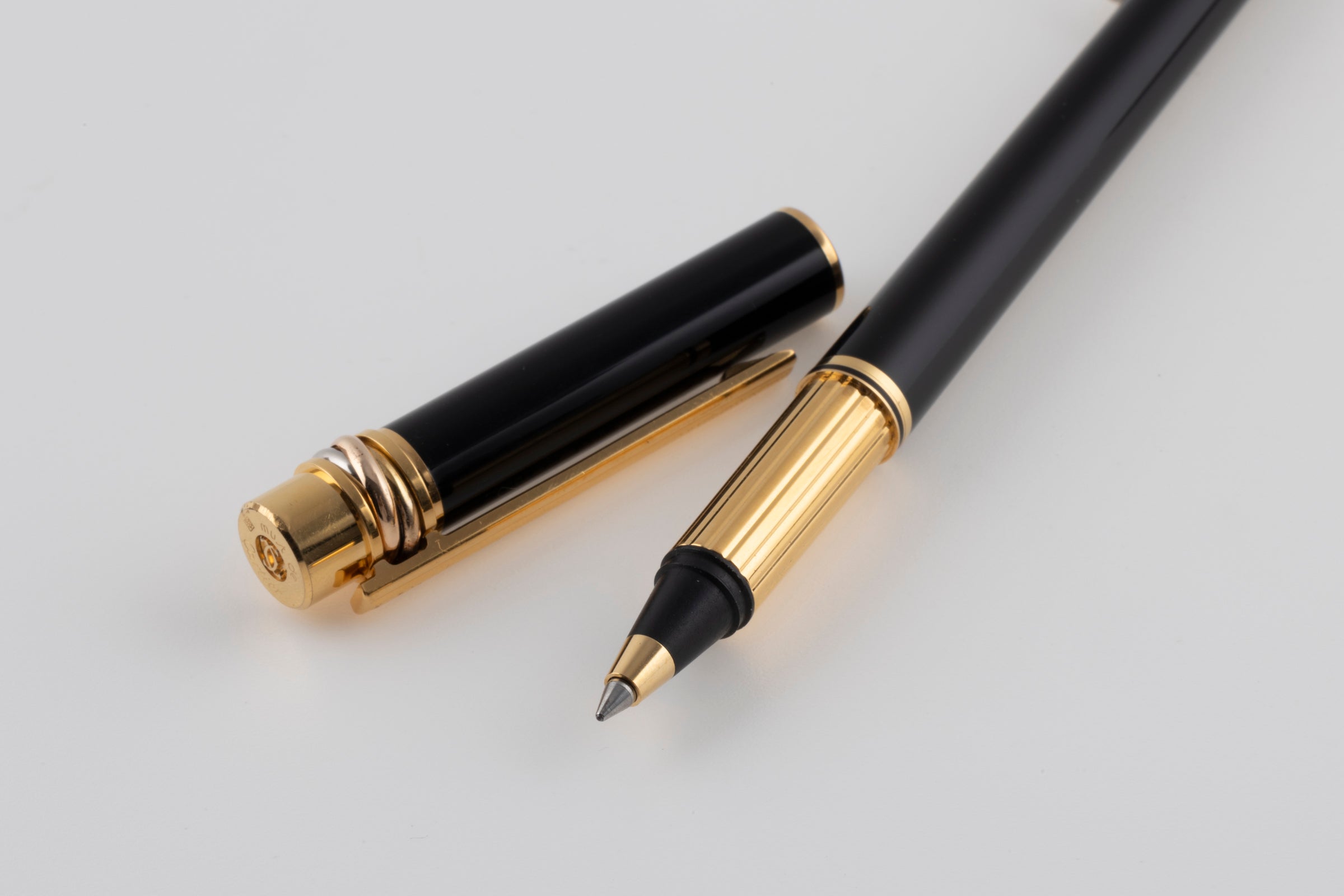 Cartier Must de Cartier Trinity Ballpoint pen black - gold finish